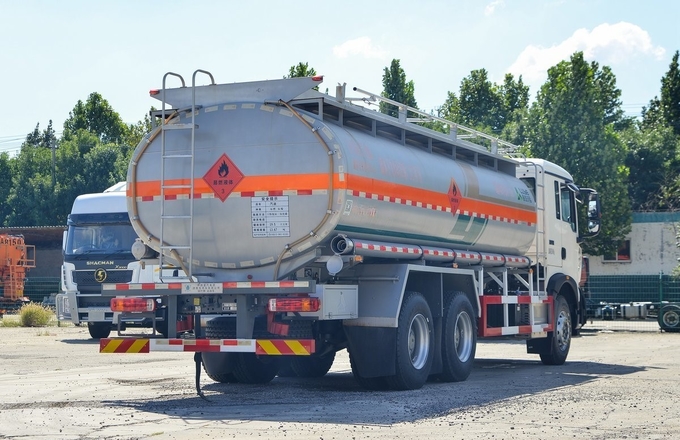 Customization 3 Axles New Fuel Tank Trailer Petrol Tanker Truck 2