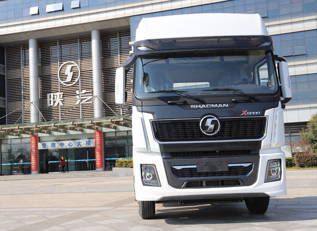 6x4 4x2 550hp Shacman X5000 รถยนต์บรรทุกใหม่ สําหรับการขนส่งเครื่องจักรกล