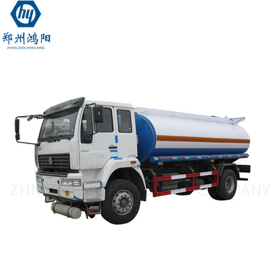 truk tangki air Shacman dengan tangki air 30000 liter volume besar