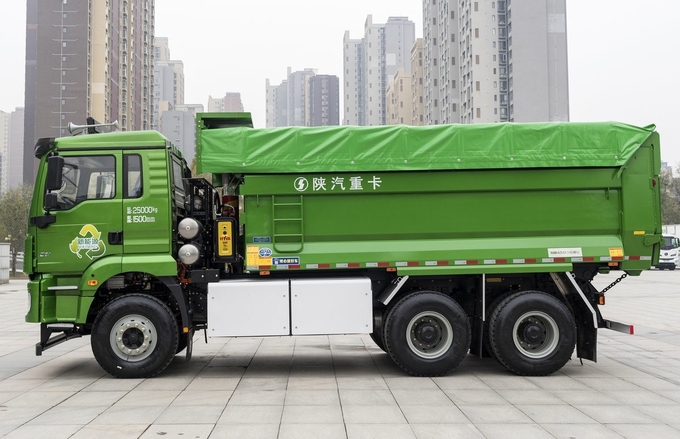 60톤 중량 430마력 6x4 샤크만 M3000 덤프 트럭 두바이 덤프 탱크 길이 5.3-6.2M 2