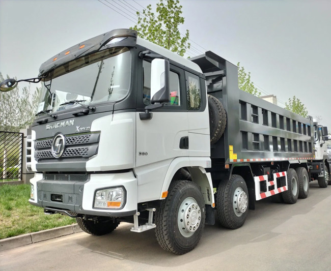Durable Shacman Dump Truck X3000 For Heavy-Duty Transportation 0
